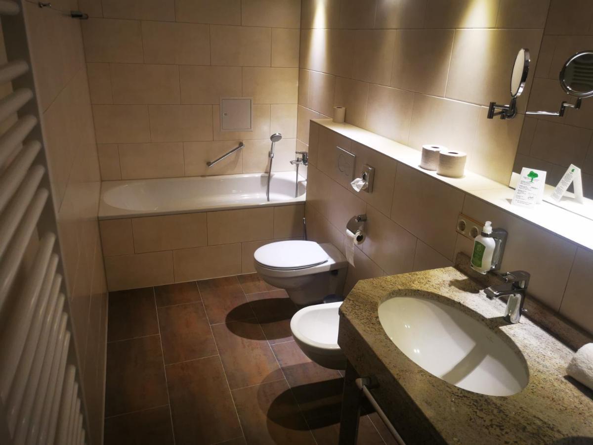 Hotel Hanseatischer Hof Lübeck Extérieur photo