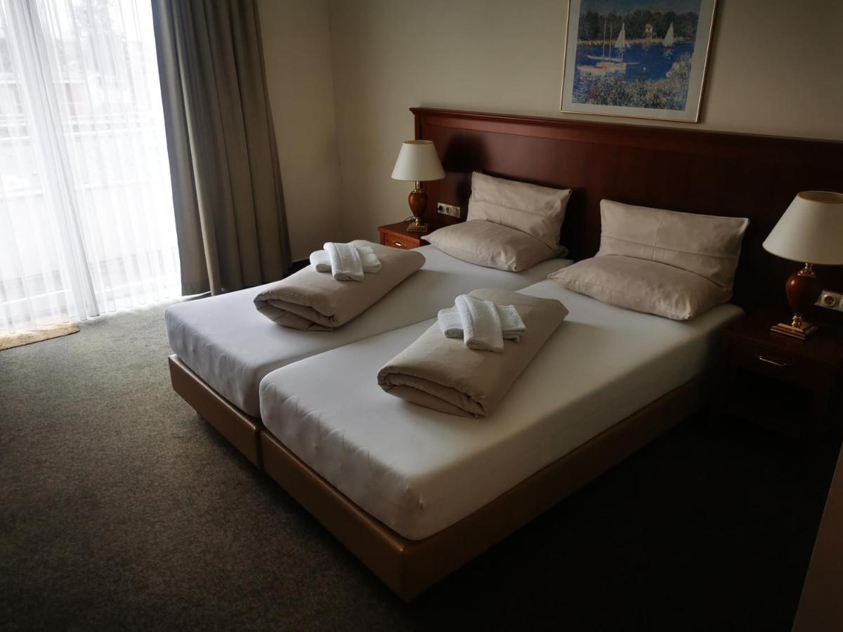 Hotel Hanseatischer Hof Lübeck Extérieur photo