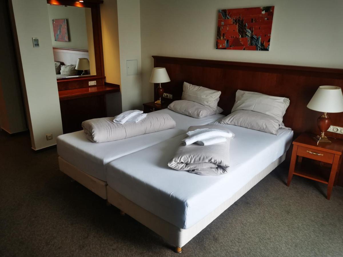 Hotel Hanseatischer Hof Lübeck Extérieur photo