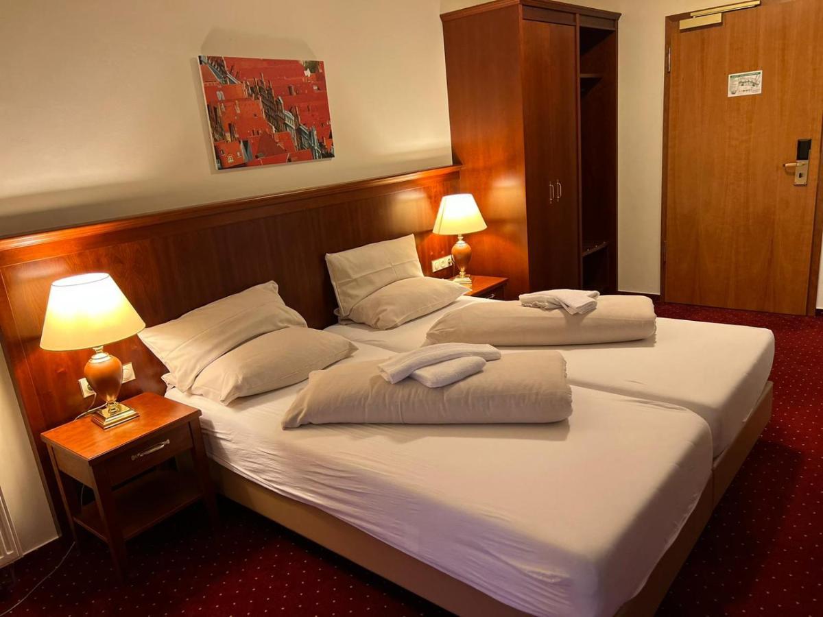 Hotel Hanseatischer Hof Lübeck Extérieur photo